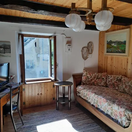 Casa Delle Rose Apartment Craveggia